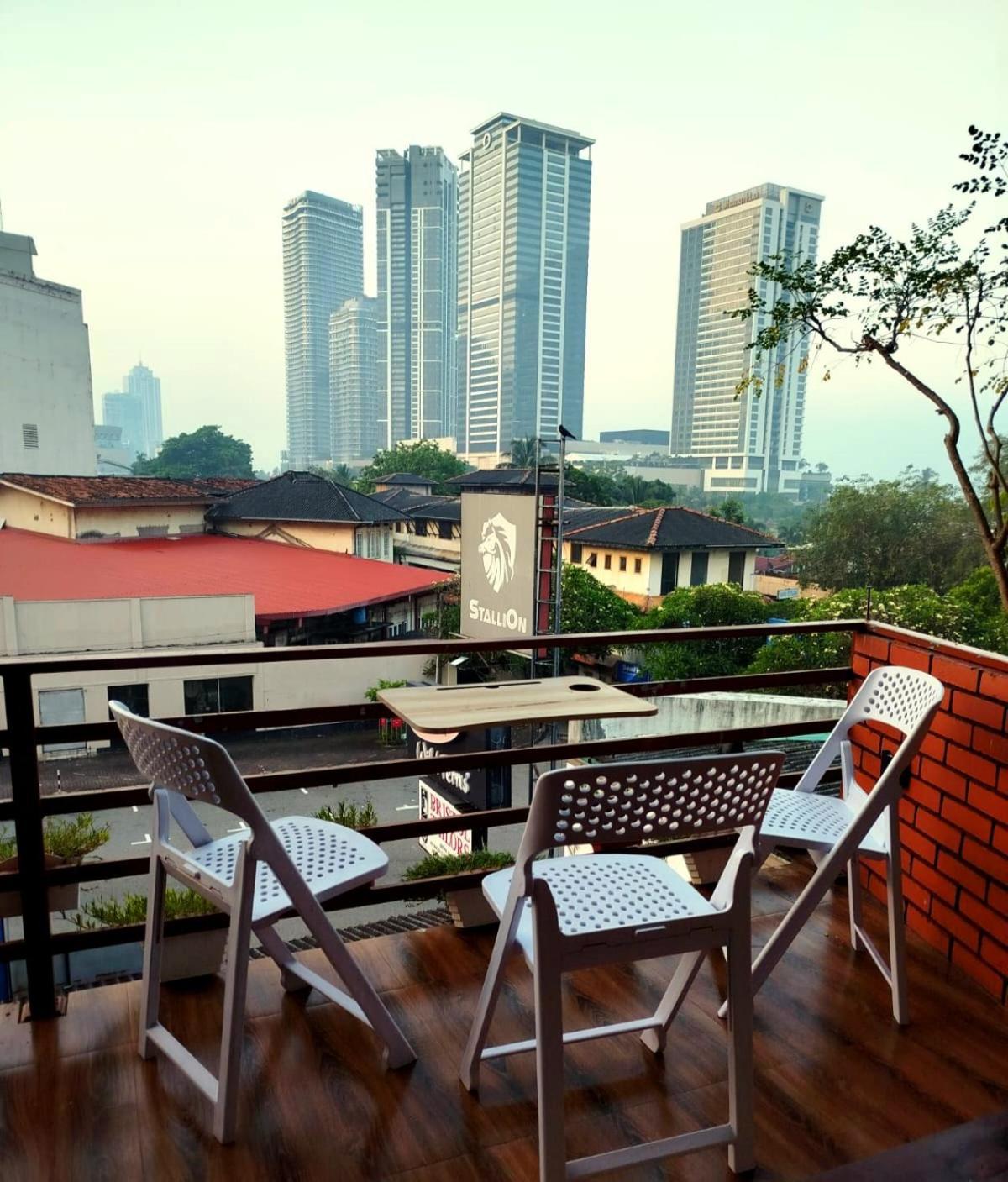 Апартаменты Regent Residencies - Коломбо Экстерьер фото
